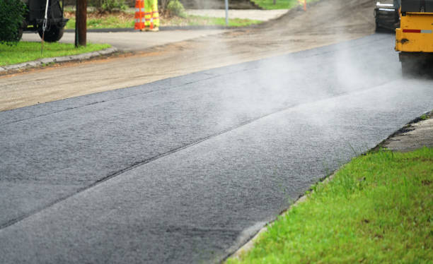Best Driveway Paving Contractor  in West Crossett, AR
